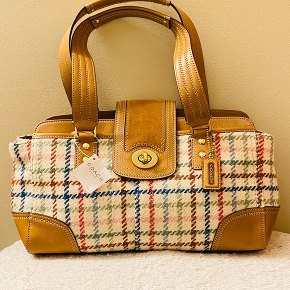 π°SOLDπ°Coach Shoulder Bag - Picture 2 of 13